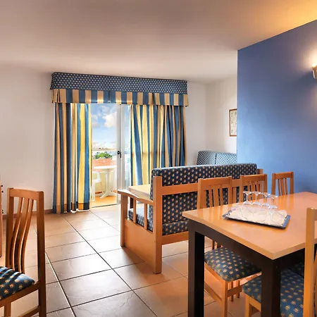 Oro Blanco Aparthotel 2*