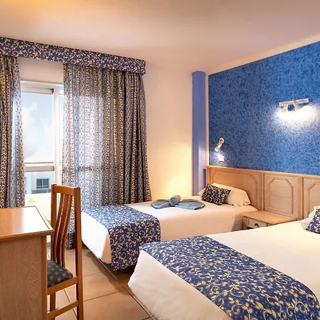 Oro Blanco Aparthotel 2*